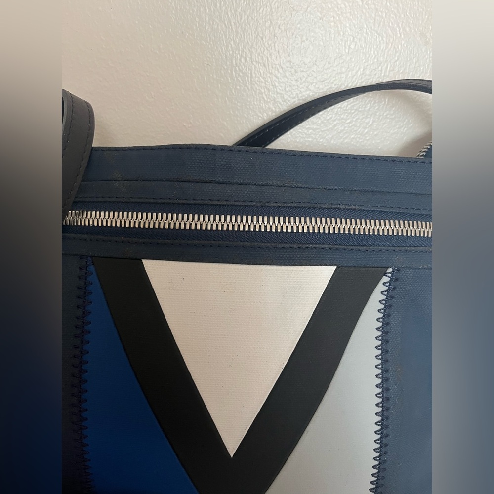 LOUIS VUITTON Genoa Marine Shoulder Bag LV cup Navy blue FL0047 crossbody - Picture 4 of 13